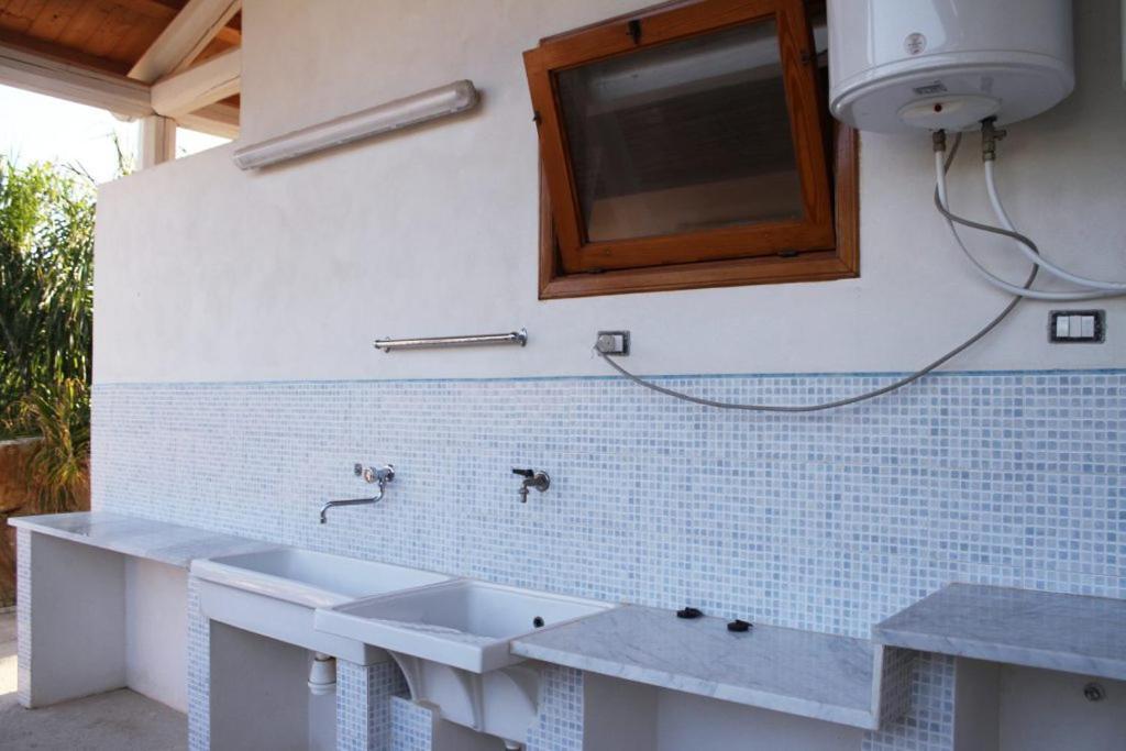 Wohnwagen Hotel Cava d'Aliga Bagian luar foto